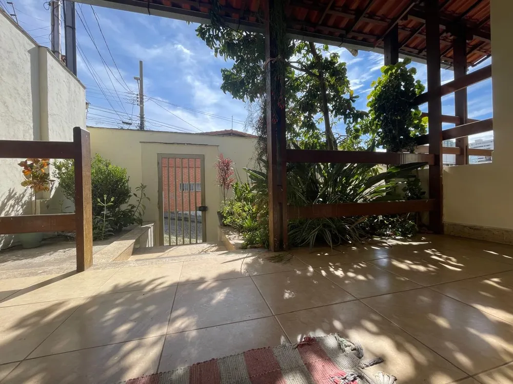 Casa, 3 quartos, 295 m² - Foto 3