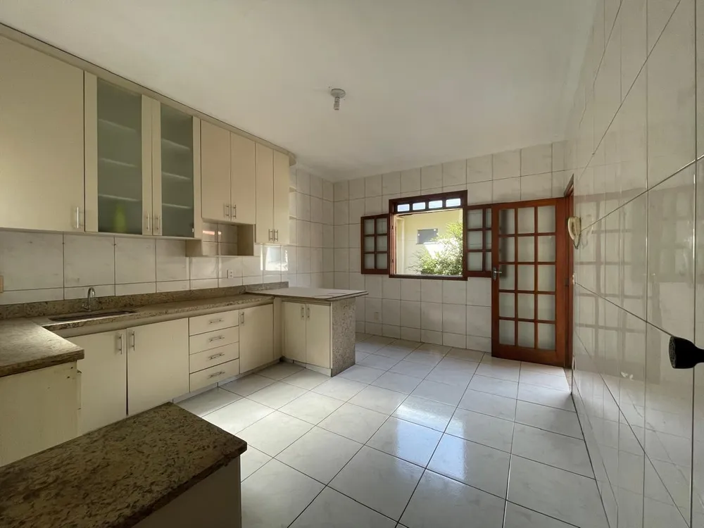 Casa, 3 quartos, 295 m² - Foto 7