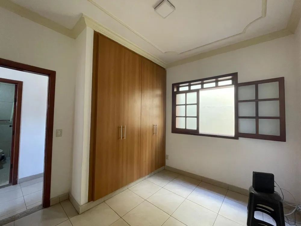 Casa, 3 quartos, 295 m² - Foto 10