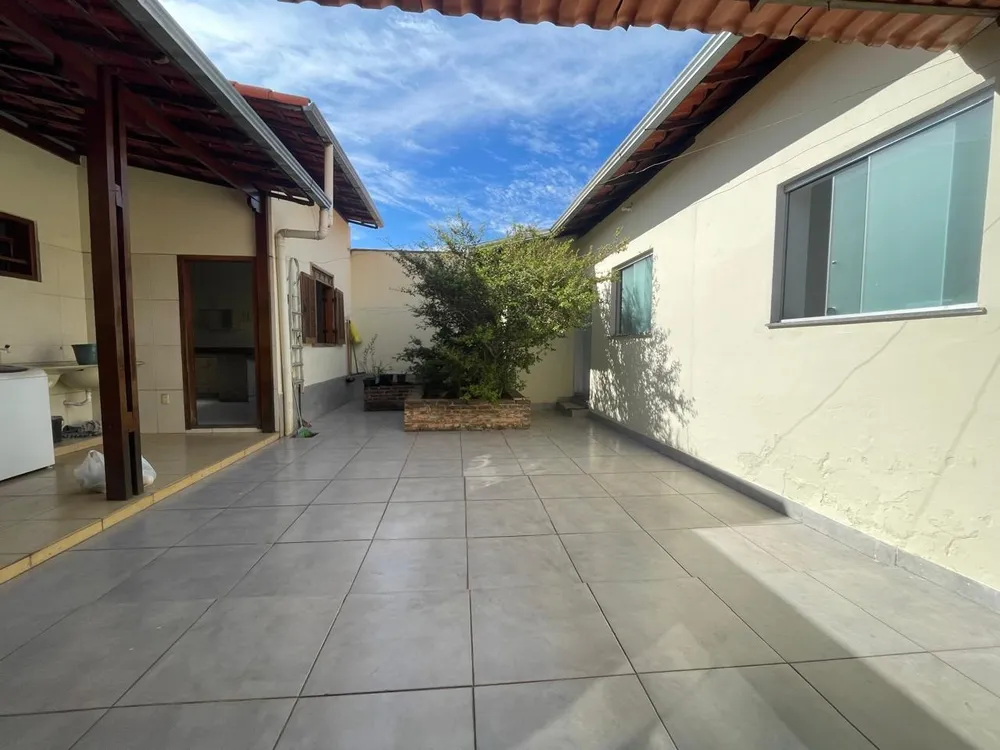 Casa, 3 quartos, 295 m² - Foto 2