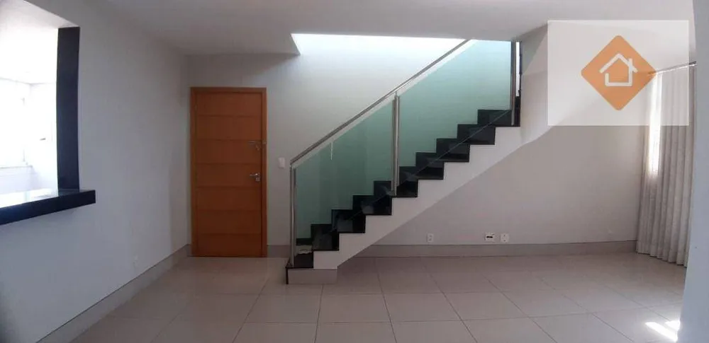 Cobertura, 3 quartos, 264 m² - Foto 2