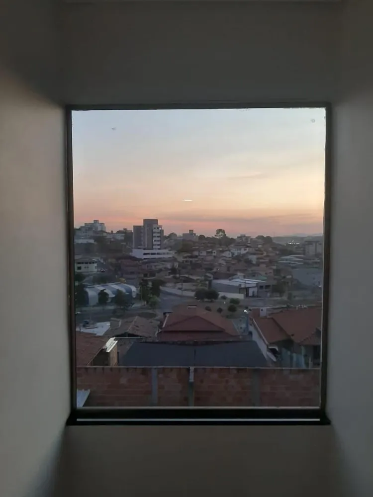 Casa, 6 quartos, 360 m² - Foto 3