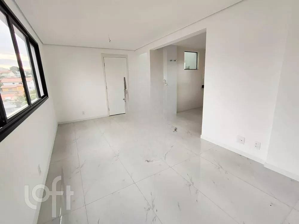 Apartamento à venda com 3 quartos, 140m² - Foto 4