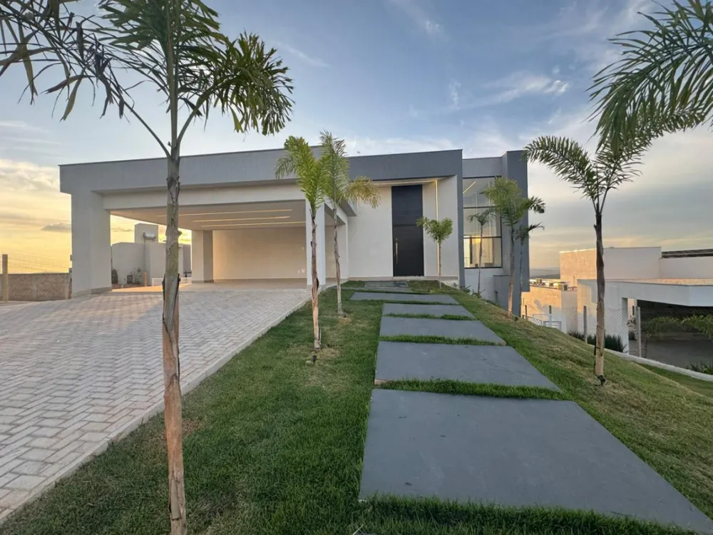 Casa, 4 quartos, 307 m² - Foto 1