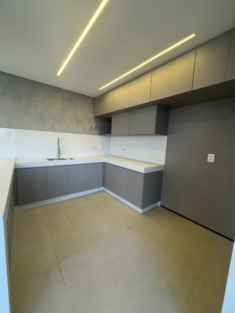 Casa, 4 quartos, 307 m² - Foto 3