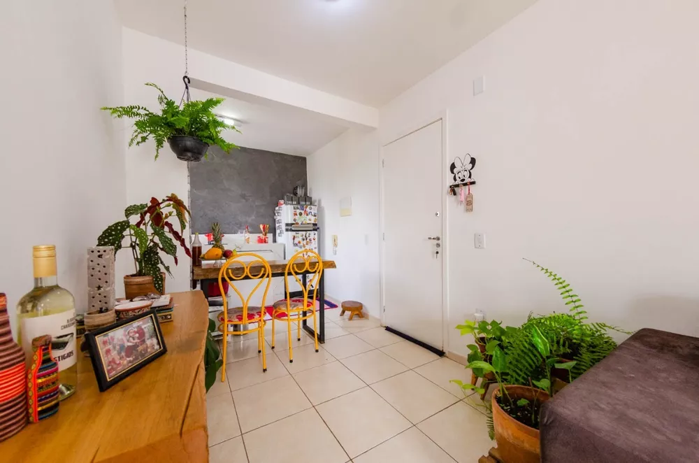 Apartamento à venda com 2 quartos, 50m² - Foto 4