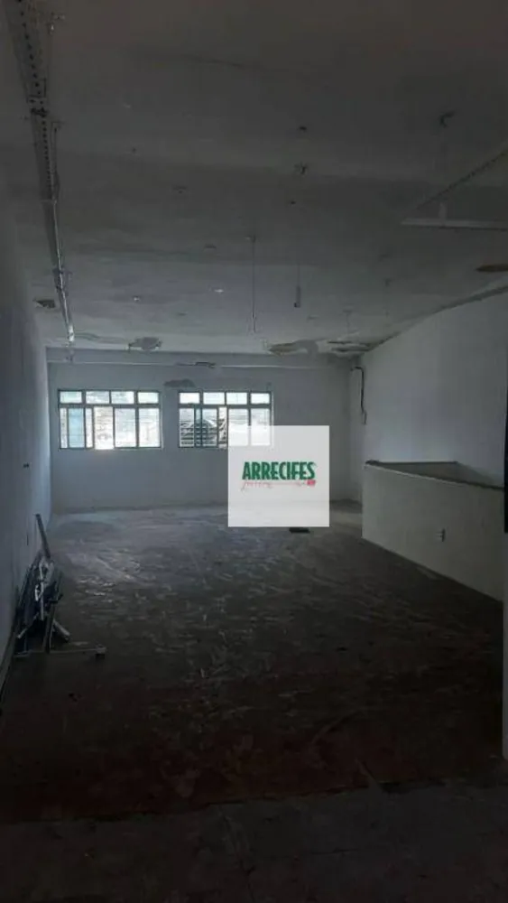 Casa, 1 quarto, 215 m² - Foto 2