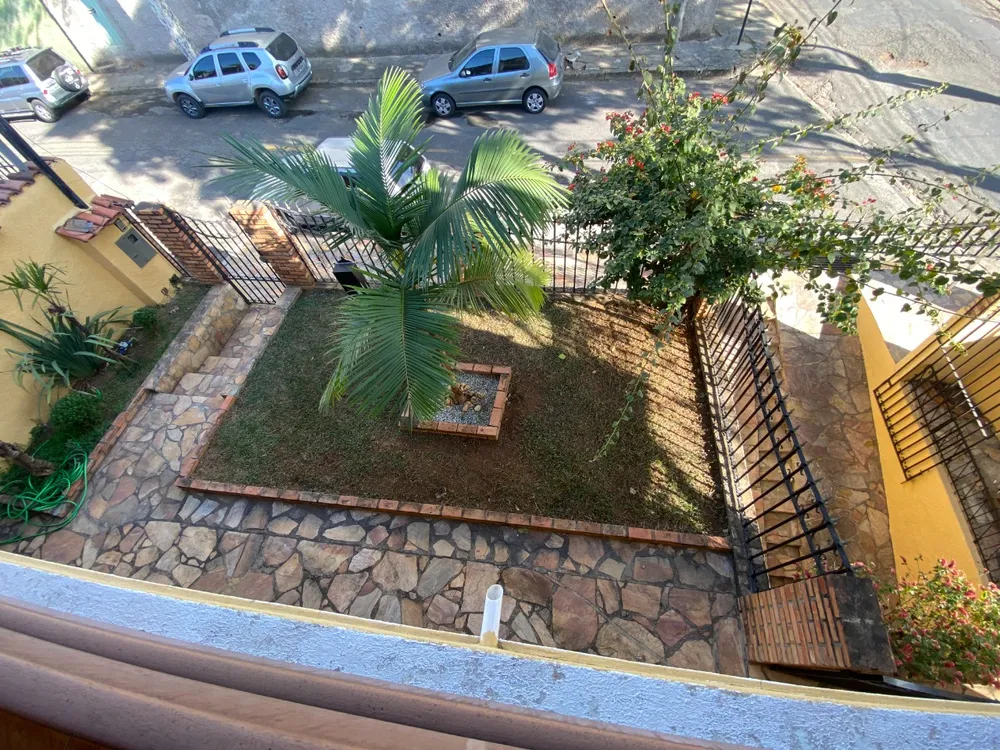 Casa, 4 quartos, 357 m² - Foto 2