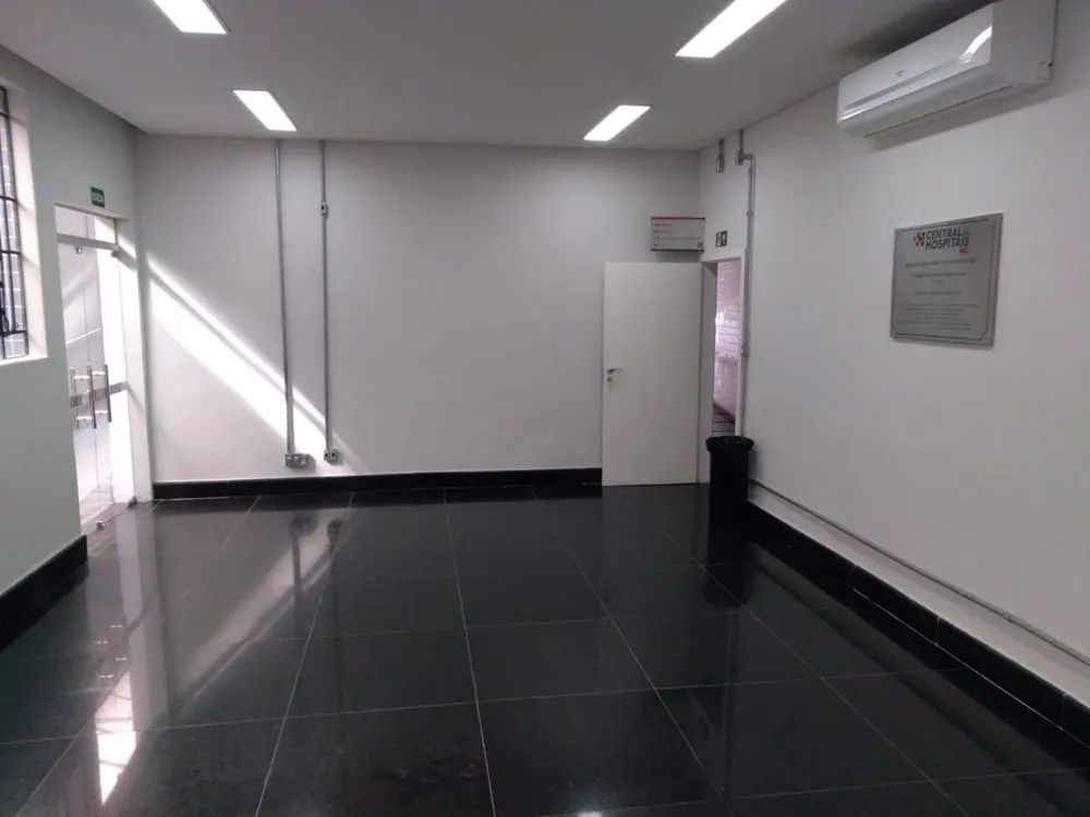 Prédio Inteiro, 877 m² - Foto 1