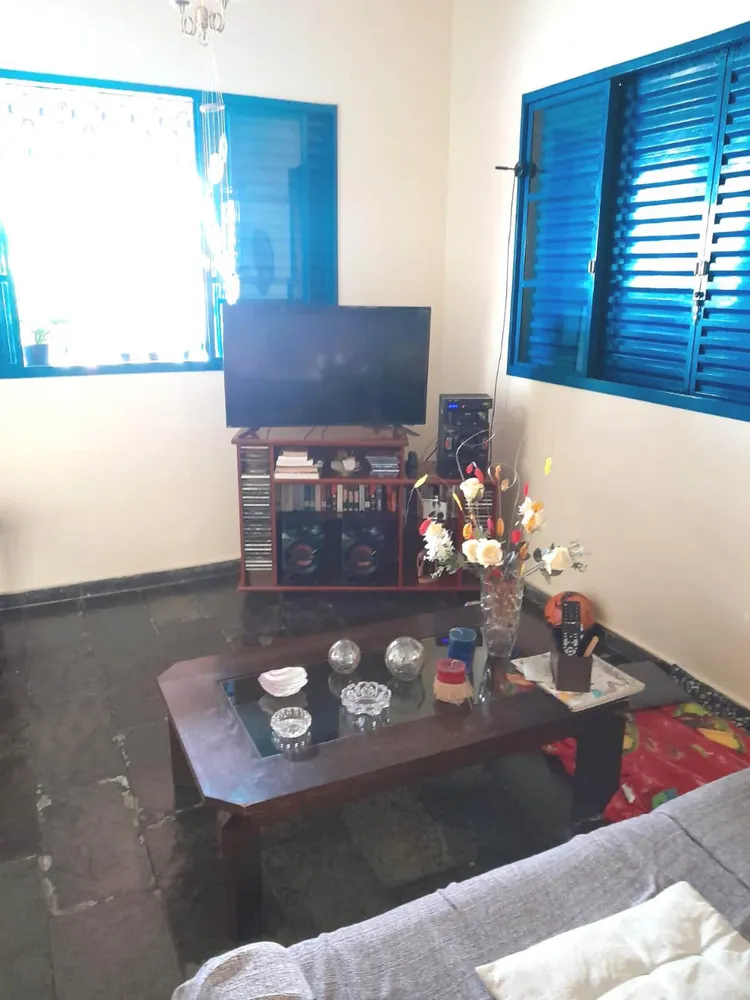 Casa, 3 quartos, 204 m² - Foto 2