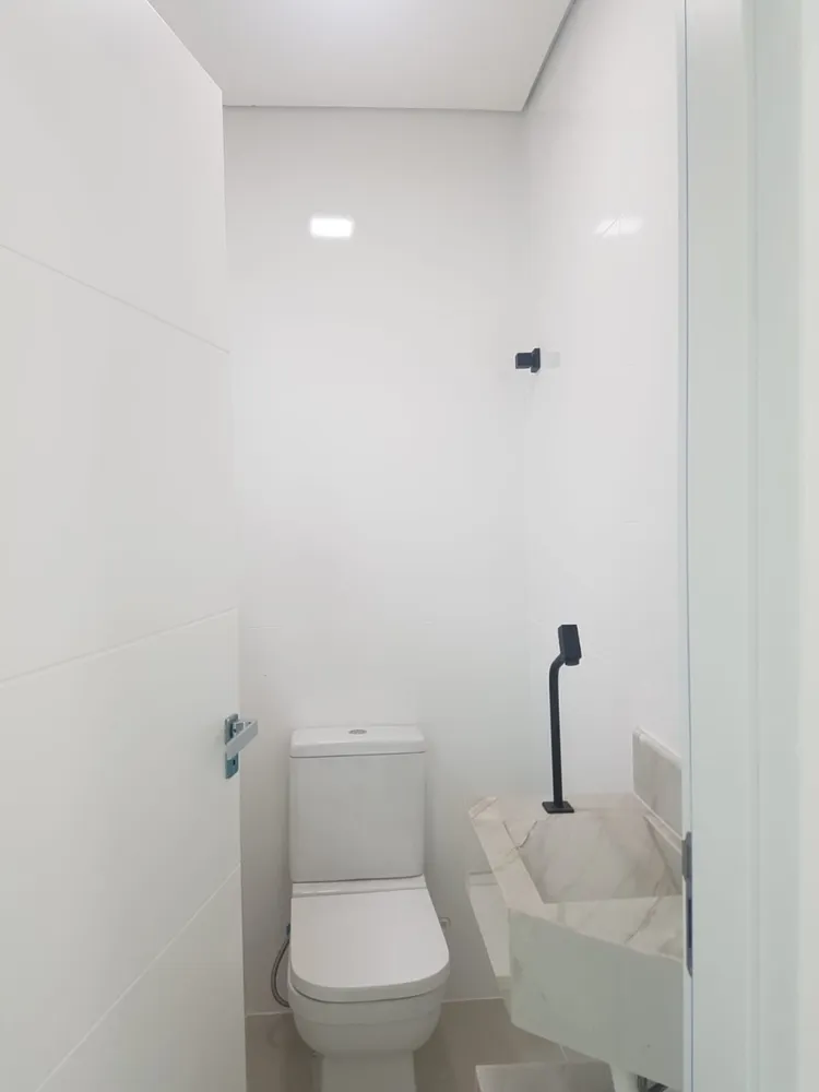 Casa, 4 quartos, 211 m² - Foto 2