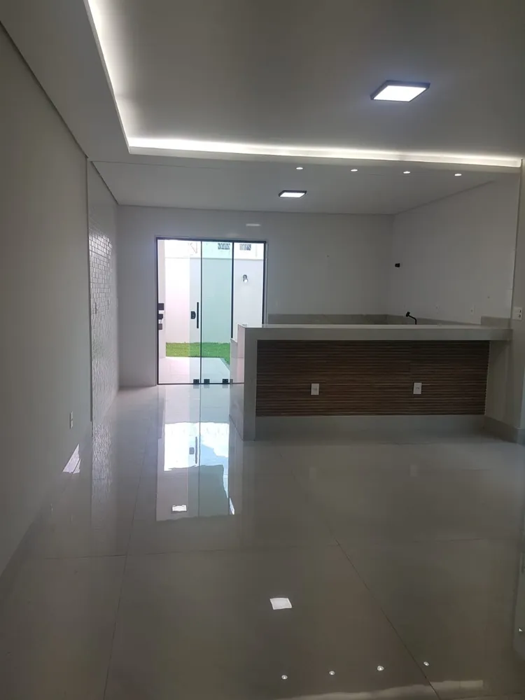 Casa, 4 quartos, 211 m² - Foto 1