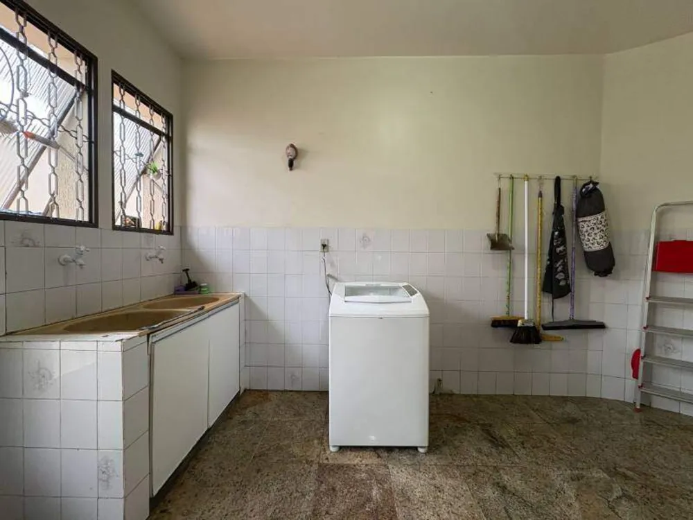 Casa, 3 quartos, 268 m² - Foto 4