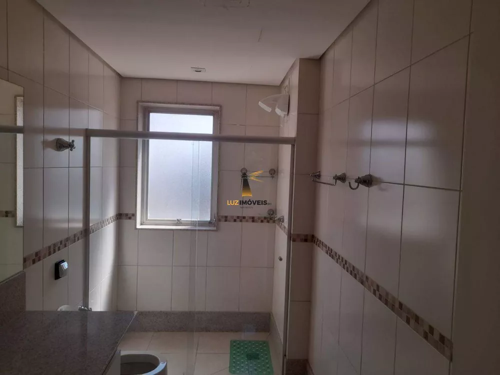 Apartamento à venda com 4 quartos, 195m² - Foto 11