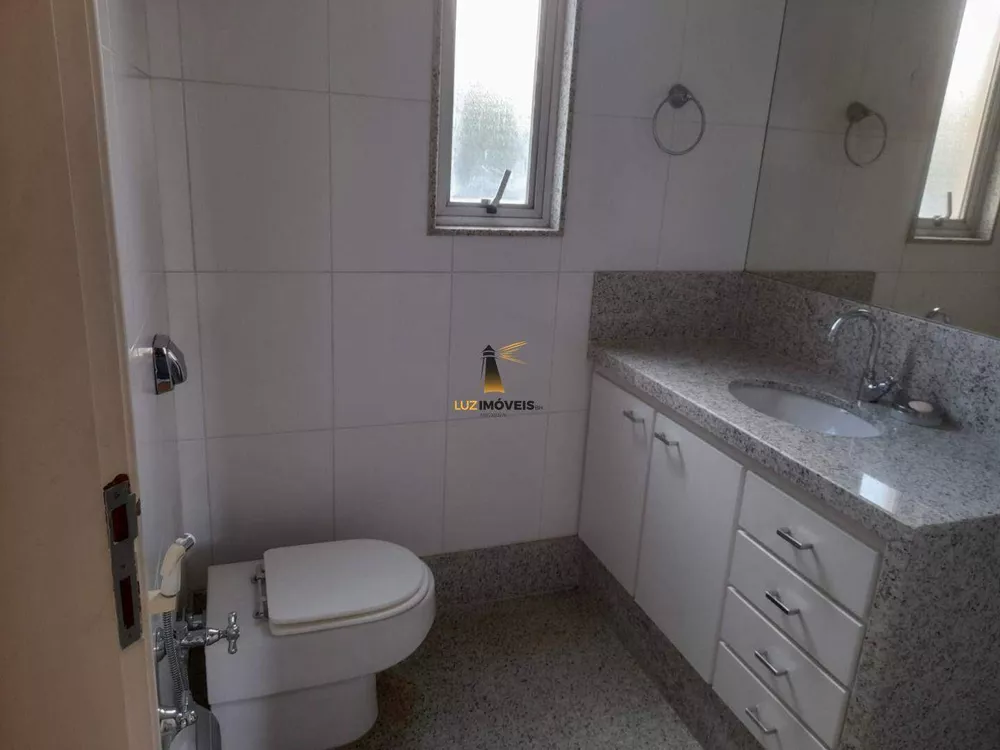 Apartamento à venda com 4 quartos, 195m² - Foto 12