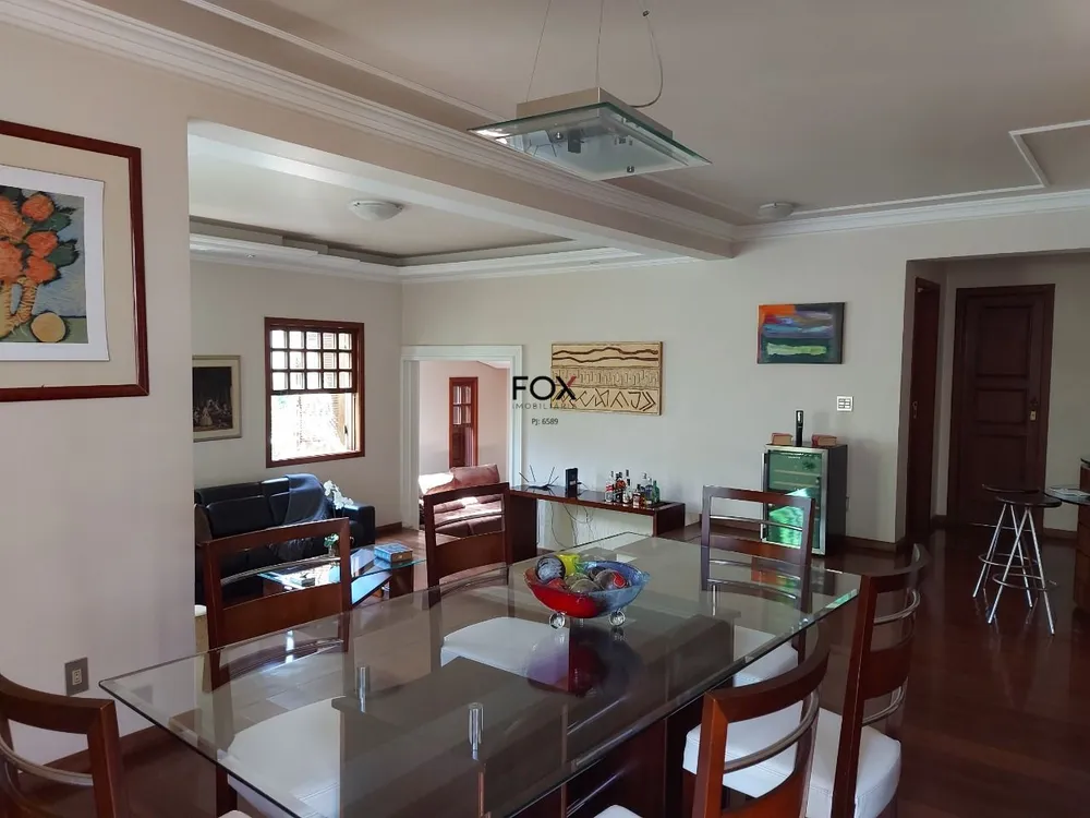 Casa, 5 quartos, 400 m² - Foto 1