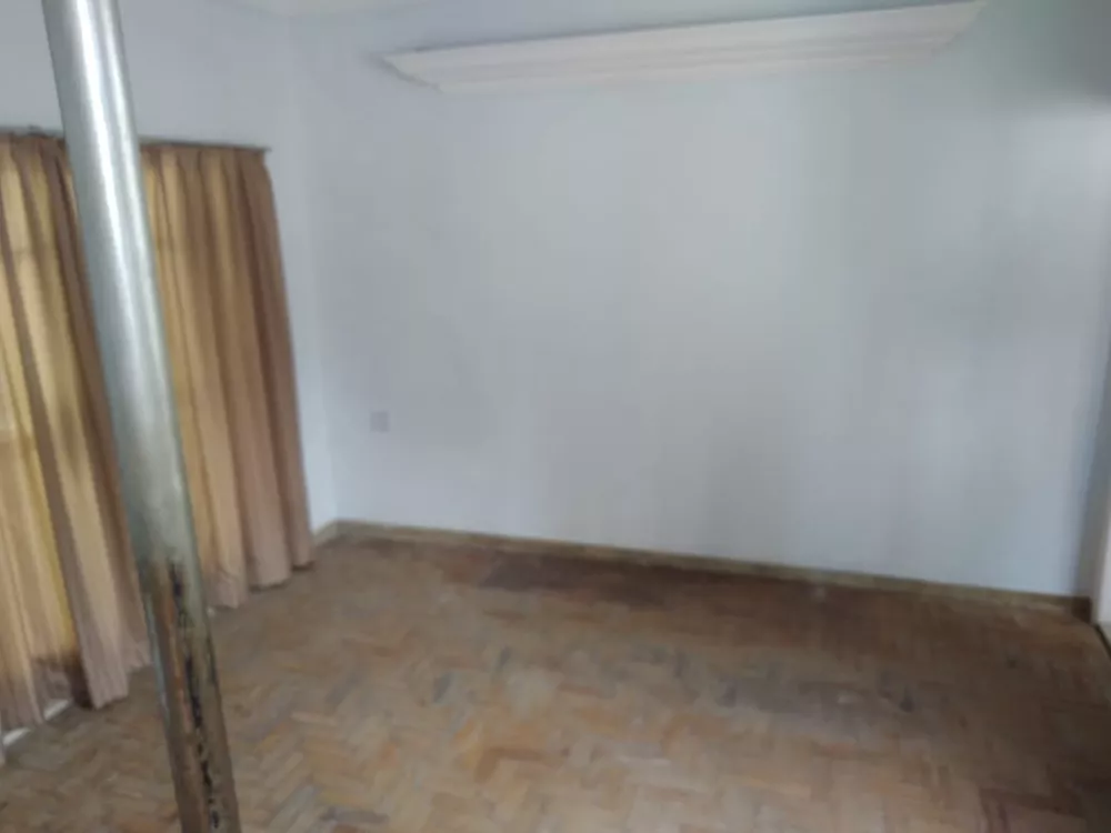 Casa à venda com 4 quartos, 180m² - Foto 22