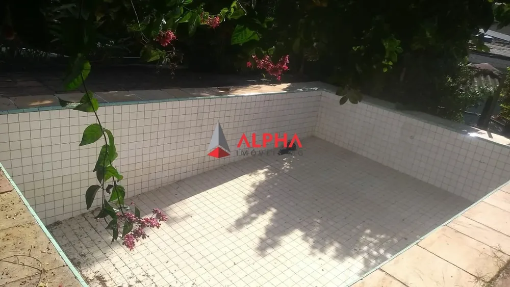 Casa, 4 quartos, 360 m² - Foto 1