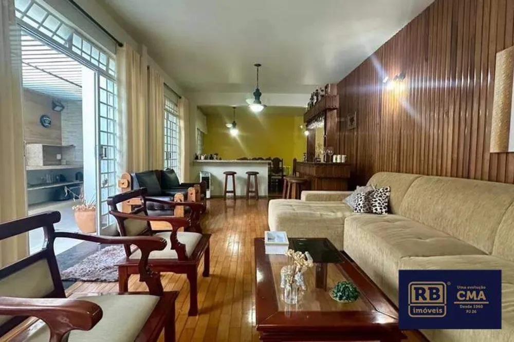 Casa, 4 quartos, 321 m² - Foto 2