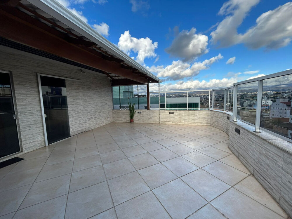 Cobertura à venda com 5 quartos, 195m² - Foto 4