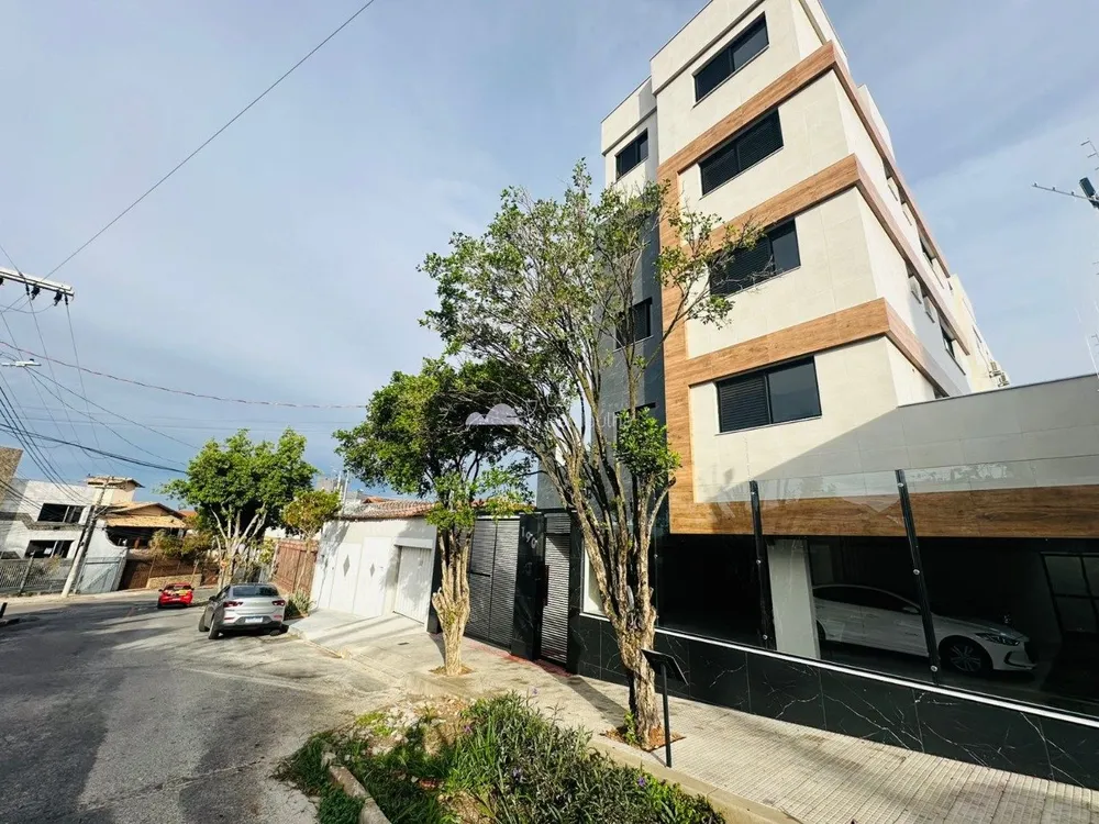 Apartamento, 3 quartos, 130 m² - Foto 1