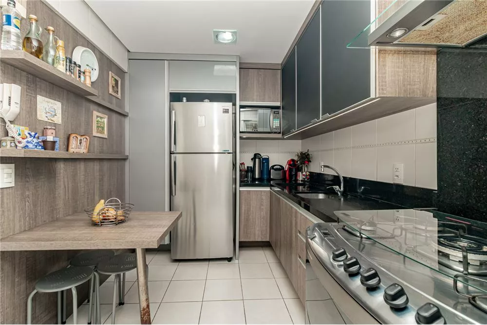 Apartamento à venda com 2 quartos, 95m² - Foto 8