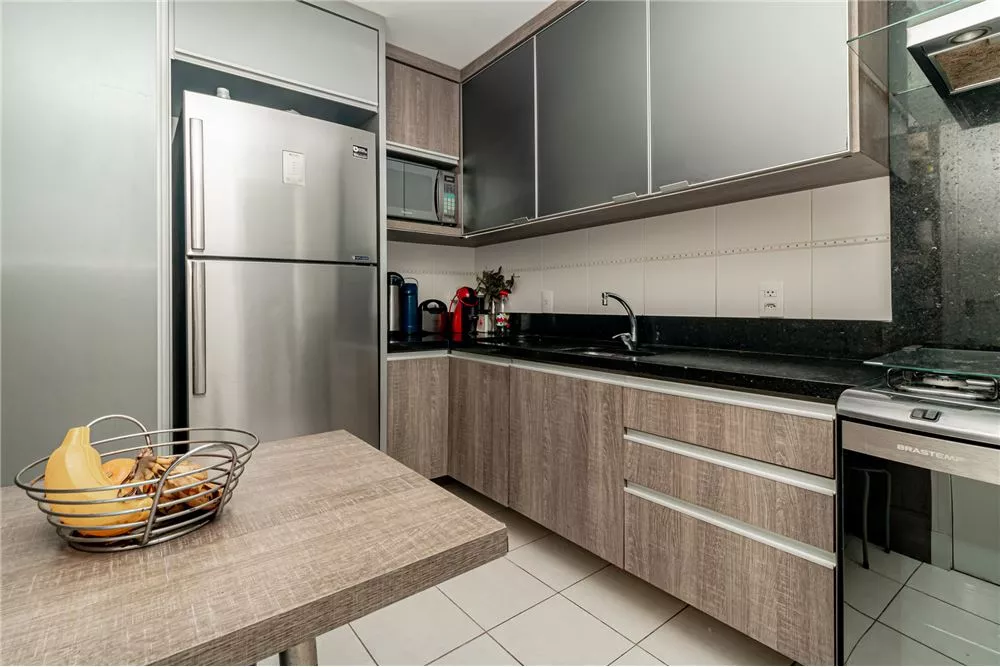 Apartamento à venda com 2 quartos, 95m² - Foto 7