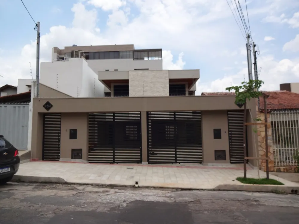 Casa, 4 quartos, 156 m² - Foto 1