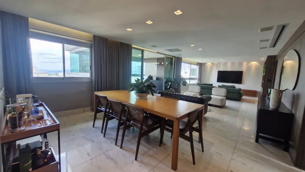 Apartamento, 3 quartos, 190 m² - Foto 2