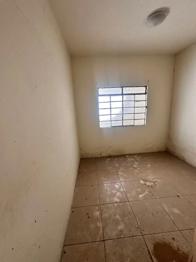 Casa, 2 quartos, 300 m² - Foto 4
