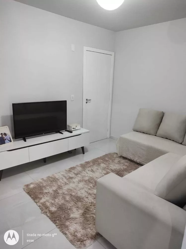 Apartamento à venda com 2 quartos, 52m² - Foto 2