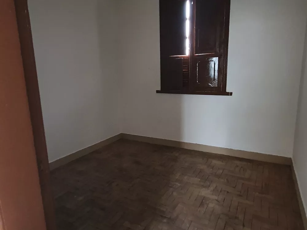 Casa à venda com 2 quartos, 1140m² - Foto 11