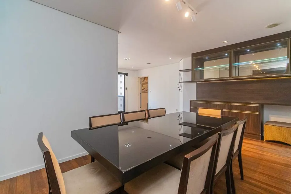 Apartamento, 3 quartos, 1220 m² - Foto 4
