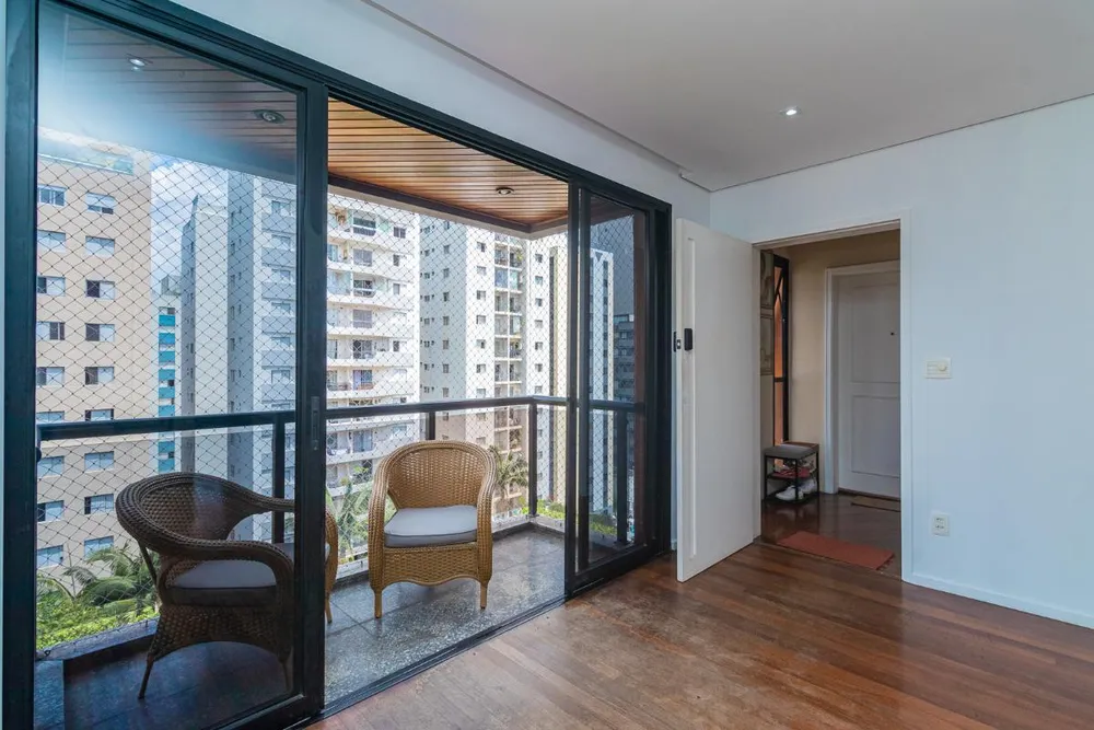 Apartamento, 3 quartos, 1220 m² - Foto 6