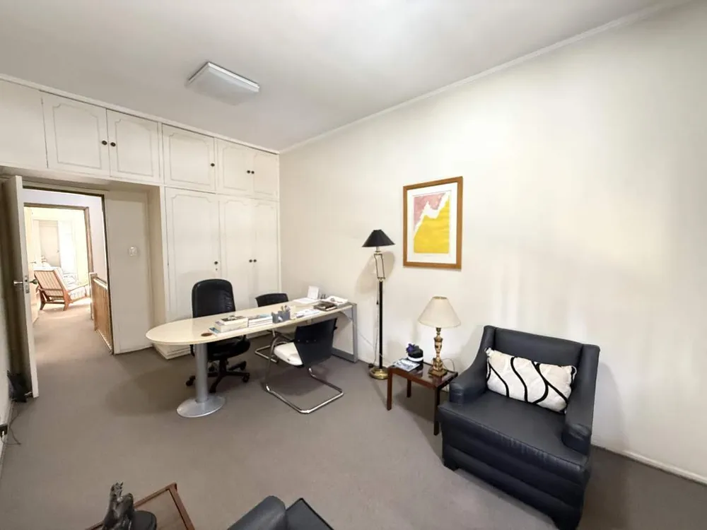 Casa, 9 quartos, 213 m² - Foto 4