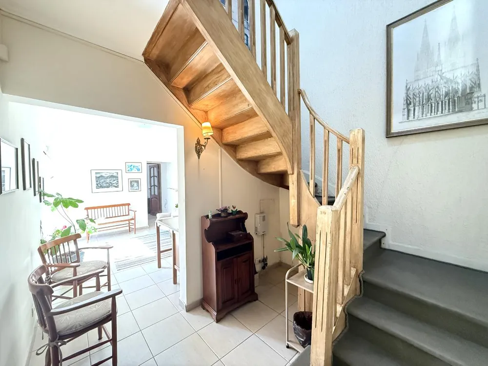 Casa, 9 quartos, 213 m² - Foto 5