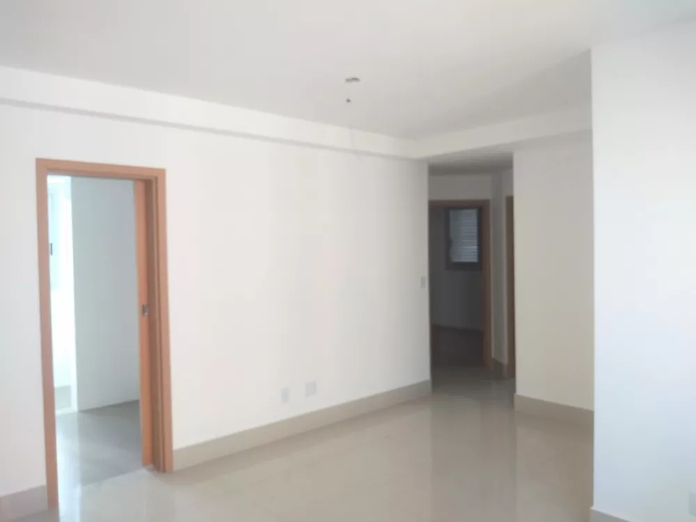 Apartamento à venda com 3 quartos, 80m² - Foto 4