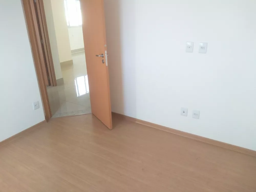 Apartamento à venda com 3 quartos, 80m² - Foto 6