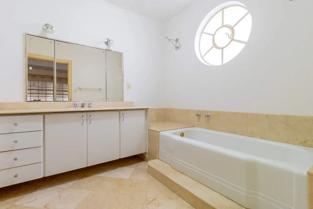 Apartamento, 3 quartos, 229 m² - Foto 2