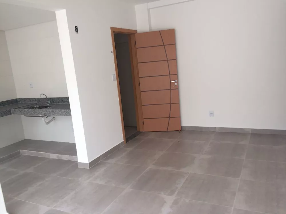 Apartamento à venda com 3 quartos, 70m² - Foto 4