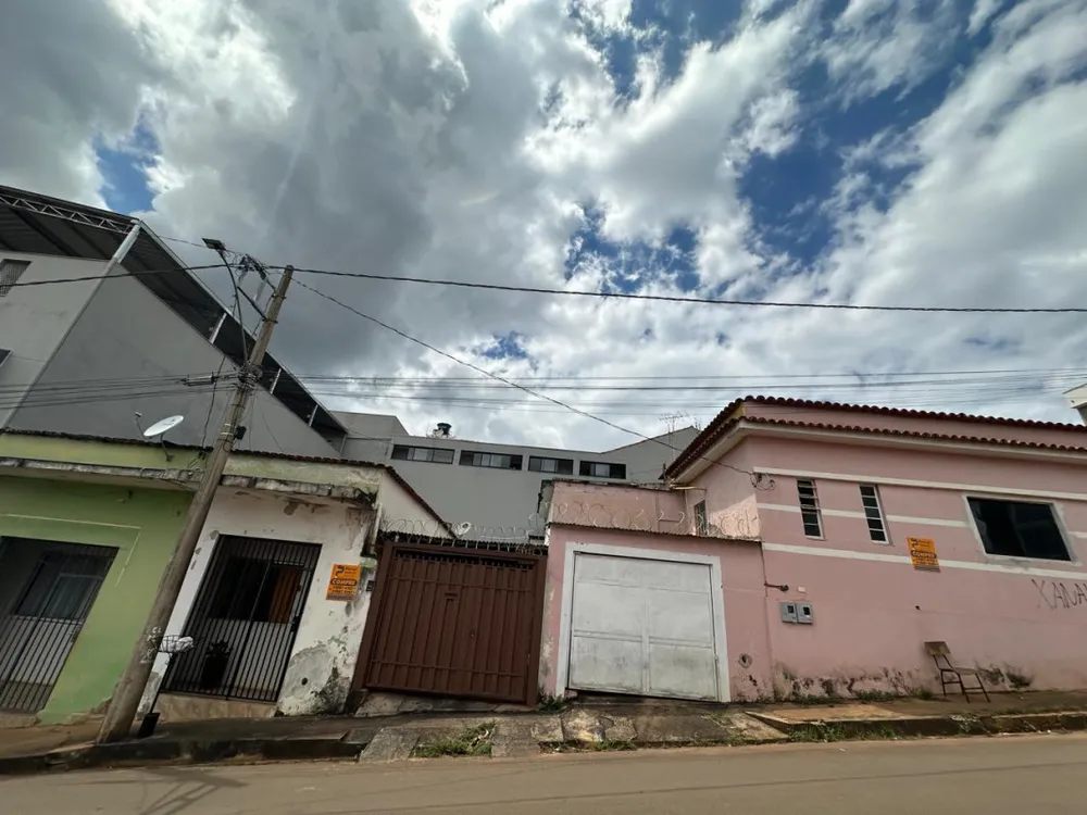 Casa, 10 quartos - Foto 2