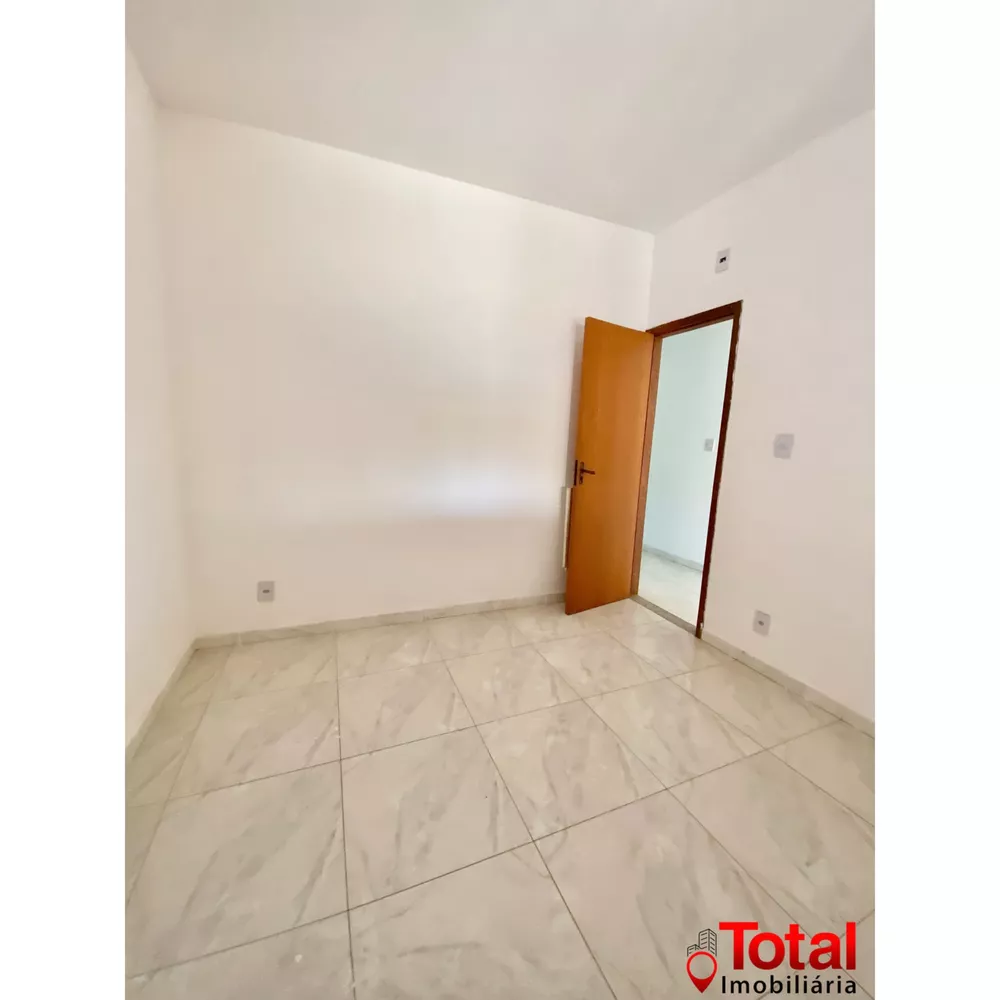 Casa à venda com 2 quartos, 100m² - Foto 5