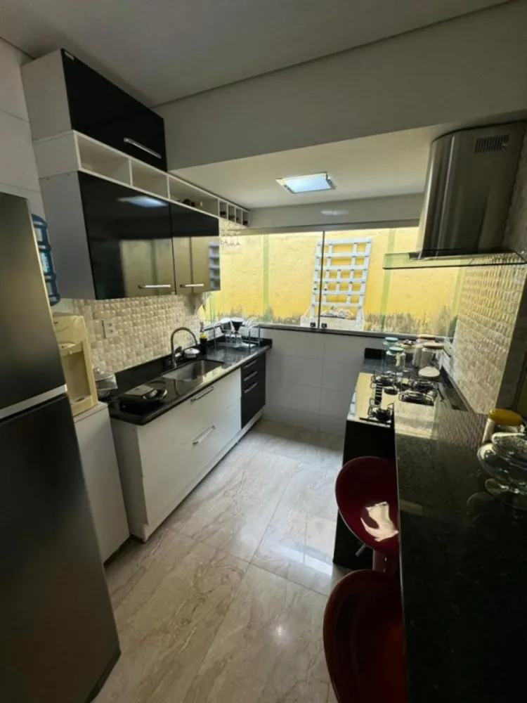 Casa, 3 quartos, 280 m² - Foto 3