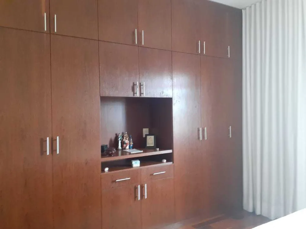Casa, 4 quartos, 360 m² - Foto 4