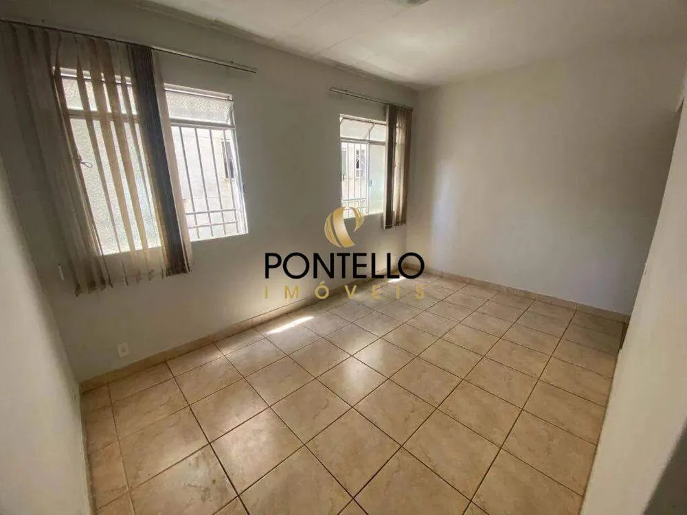 Apartamento, 3 quartos, 81 m² - Foto 2