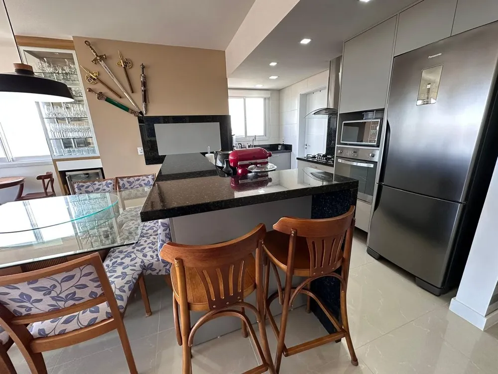 Apartamento, 4 quartos, 215 m² - Foto 11