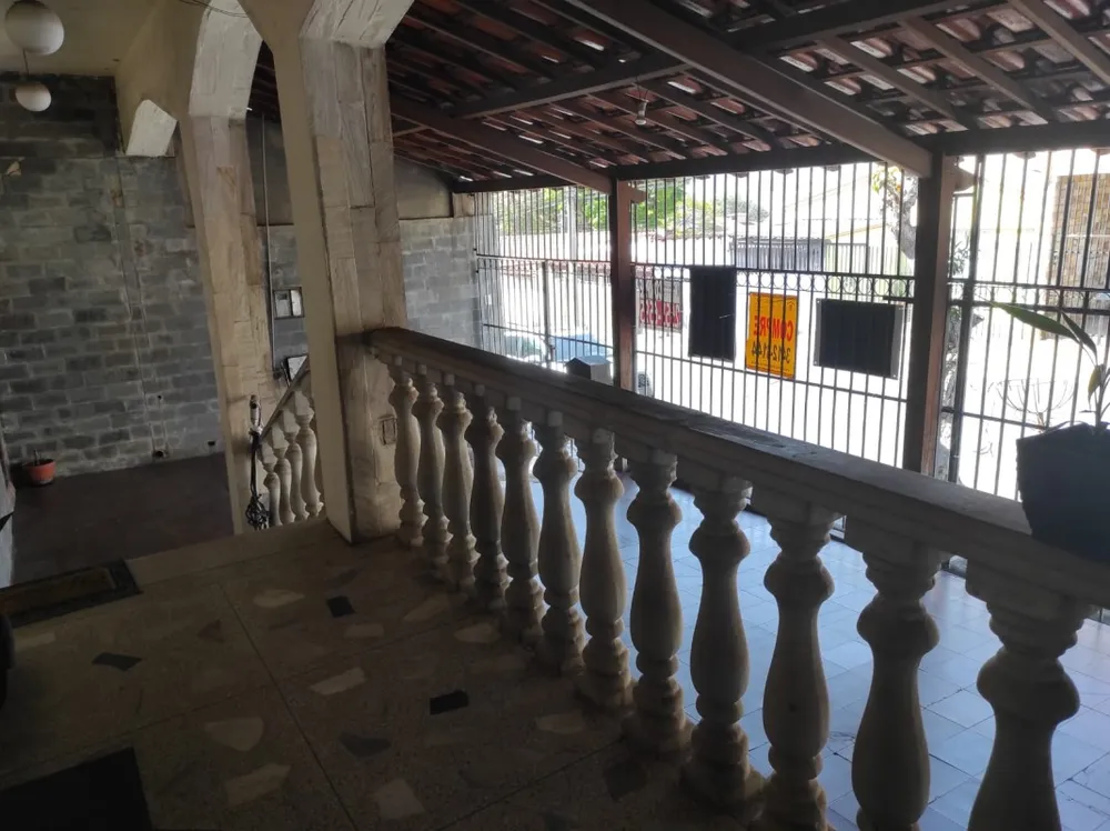 Casa, 4 quartos, 215 m² - Foto 3