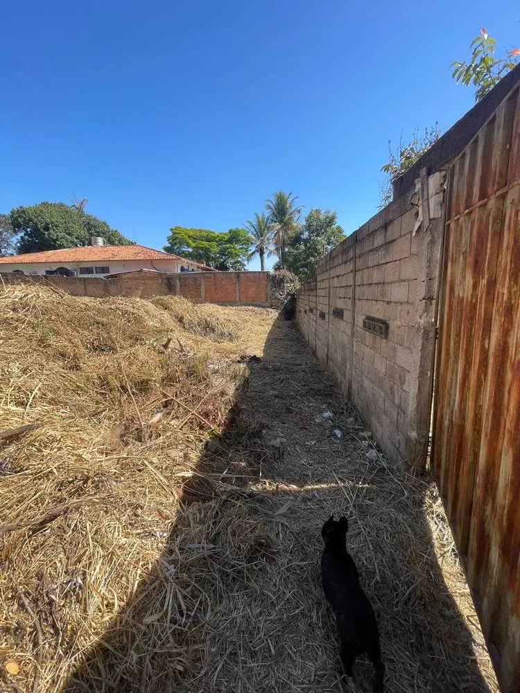 Terreno à venda, 1000m² - Foto 1