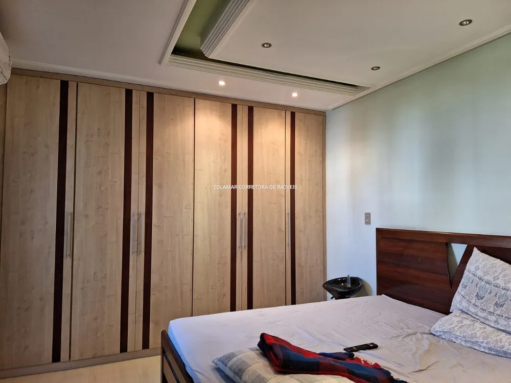 Apartamento, 3 quartos, 210 m² - Foto 1