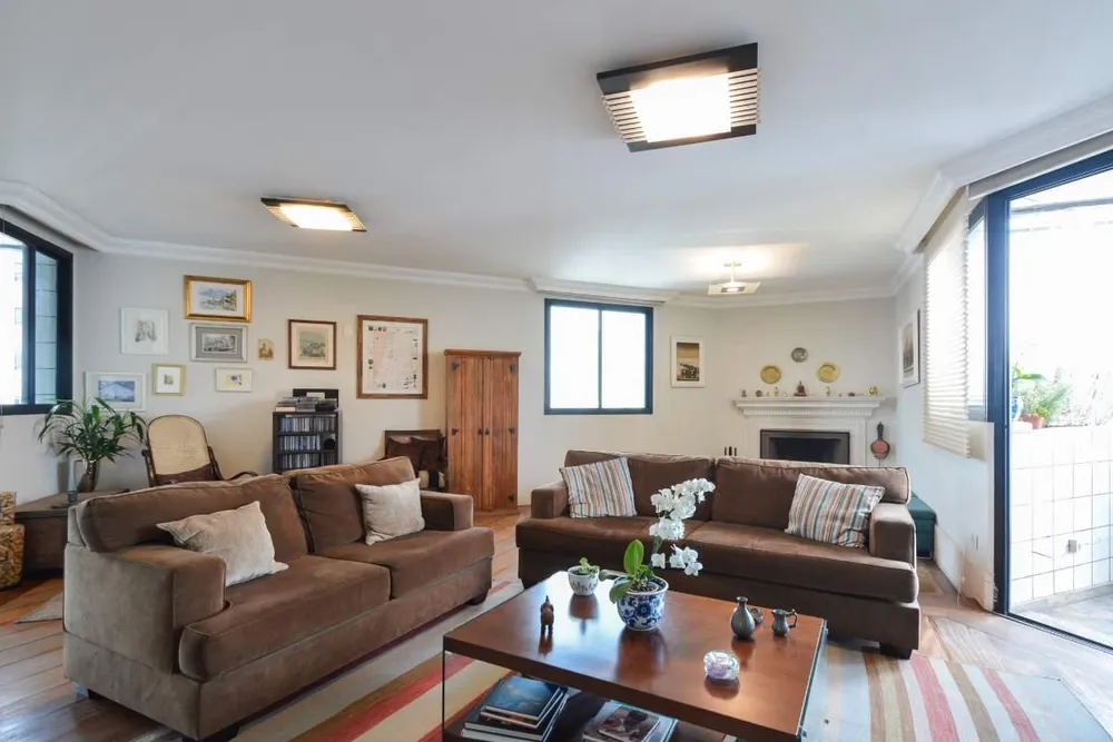 Apartamento, 3 quartos, 202 m² - Foto 1